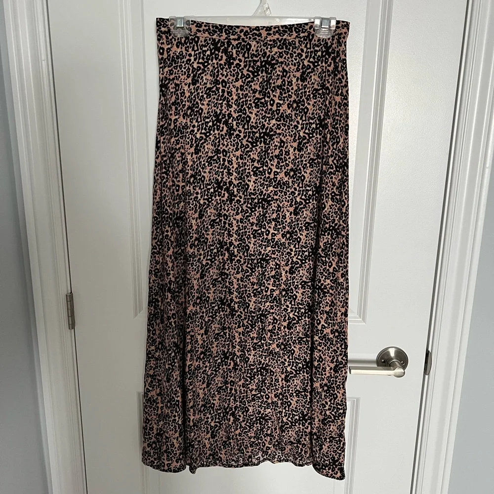 NWT Suzy Shier Animal Print Midi Skirt - Picture 2 of 8